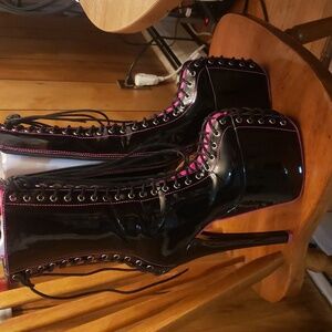 Platform Boots. Patent leather